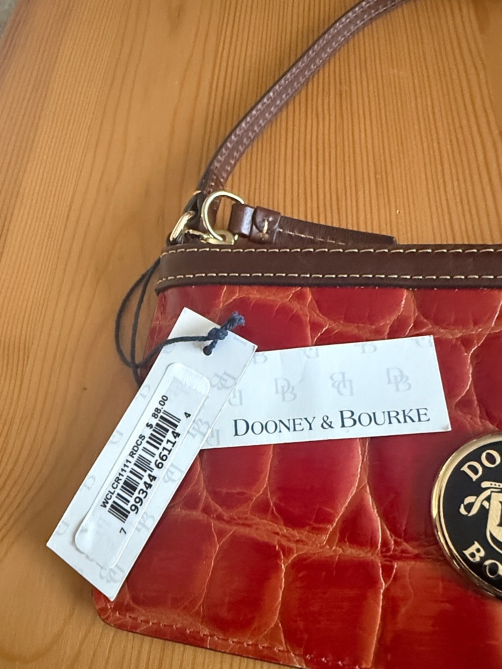 NWT DOONEY BOURKE RED LEATHER WRISTLE - Picture 2 of 8